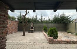 Vila de inchiriat 4 camere, curte generoasa, Zona Lipovei