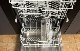 Apartament 3 camere, 60 mp, zona Modern