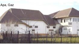 Casă cu Depozit și Spații Comerciale, Utvin