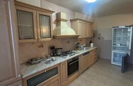 Casă de vânzare, 170 mp, zona Lipovei