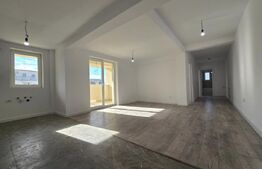 Apartament 3 camere, 125.70mp total, gradina 68mp, parcare, Torontalului