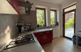 Casa 5 camere, 270 mp, zona Torontal