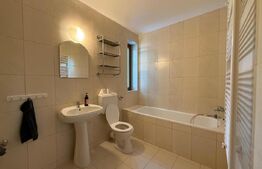Casa 5 camere, 277 mp utili, 987 mp teren, zona Torontal