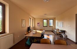 Casa 5 camere, 270 mp, zona Torontal