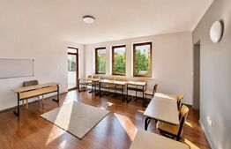 Casa Individuală cu 5 camere, 277 mp utili, 987 mp teren, zona Torontalului