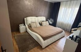 Apartament cu 4 camere, 80 mp, zona Sagului
