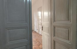 Cladire 3 camere, etaj intermediar, fatada platita, Piata Maria