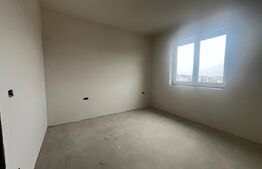 Apartament 3 camere, 84 mp, zona Soarelui