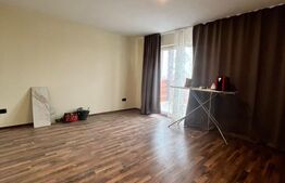 Casă cu teren 1152 mp Parța