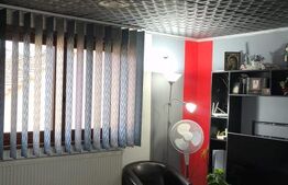 Casa,6 camere ,curte comuna in zona buna