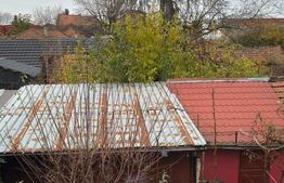 Casa,6 camere ,curte comuna in zona buna