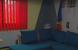 Casa,6 camere ,curte comuna in zona buna