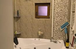 Casa,6 camere ,curte comuna in zona buna