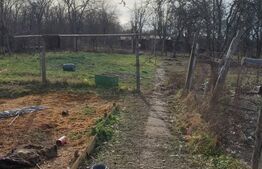 Casă de vânzare într-o zonă liniștită, sus pe deal, cu priveliște superba