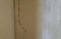 Apartament  de vanzare cu 2 camere ,in zona buna,linistita,