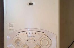 Apartament  de vanzare cu 2 camere ,in zona buna,linistita,