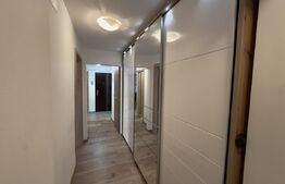 Apartament cu 3 camere, 64 mp utili, zona Lunei