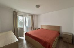 Apartament cu 3 camere, 64 mp utili, zona Lunei