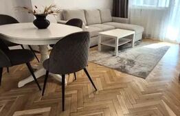 Apartament cu 3 camere, decomandat, etaj 1