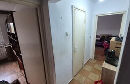 Apartament 3 camere, 42 mp, zona Sagului