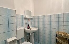 Apartament 3 camere decomandat - zona Spital Județean