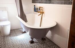 Casă de închiriat – zonă centrală,complet echipată