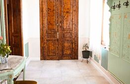 Casă de închiriat – zonă centrală,complet echipată