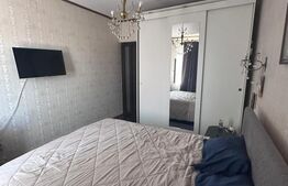 Vand apartament in cartier de case