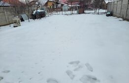 Casa de vanzare, 40 mp, zona Plopi 