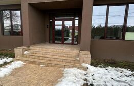 Spațiu comercial de vânzare – 90 mp utili parter, vitrat pe 3 laturi