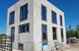 Vand vila in constructie 