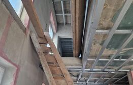 Vand vila in constructie 