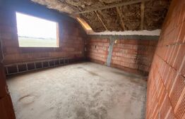 Duplex  P+M 3 camere, 95mp utili, teren 259 mp, Moșnița Veche