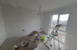 Duplex modern despartit prin bucatarie si camara 