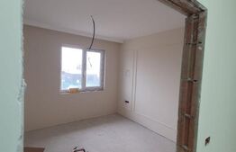 Duplex modern despartit prin bucatarie si camara 