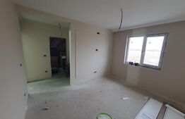 Duplex modern despartit prin bucatarie si camara 