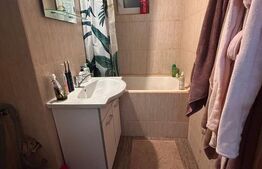 Apartament 3 camere, 67 mp, zona Lipovei