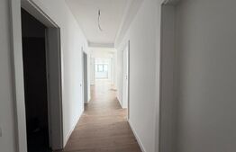 Penthouse de vânzare, 106 mp utili + terasă 66 mp, zona Torontalului