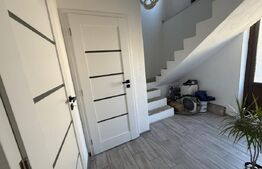 Vila de vanzare, 360 mp, teren 850 mp, zona Modern.