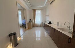 Apartament 3 camere, 129 mp, Central