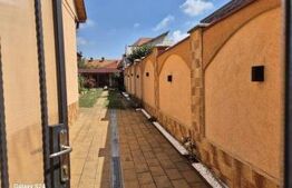 Vand casa centrala str. Ion Popovici Banateanu nr.17 utilata complet