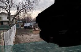 Casa de vanzare, 403 mp, zona Ronat