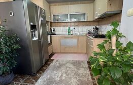 Casa de vanzare, 158 mp, zona Ronat