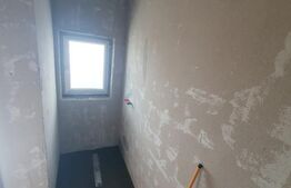 Casa tip duplex Mosnita Noua