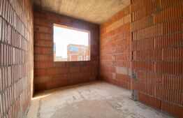 Duplex P+1E, 86 mp utili+ 13mp terasa, 250 mp teren, Mosnita Veche