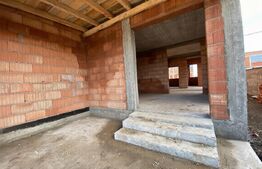 Duplex P+1E, 86 mp utili+ 13mp terasa, 250 mp teren, Mosnita Veche