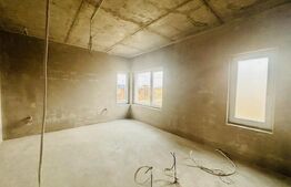 Apartament de vanzare cu 4 camere, 89 mp, zona Torontalului