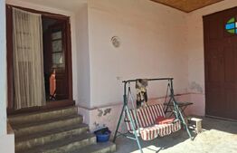 Casă spațioasă la sat SINTESTI, cu 6 camere, curte generoasă și grădină 