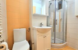 Apartament 3 camere, 74 mp, Decomandat