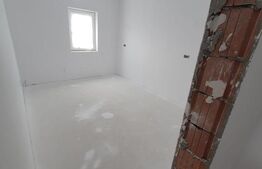 Casa tip duplex 3 dormitoare Mosnita Noua